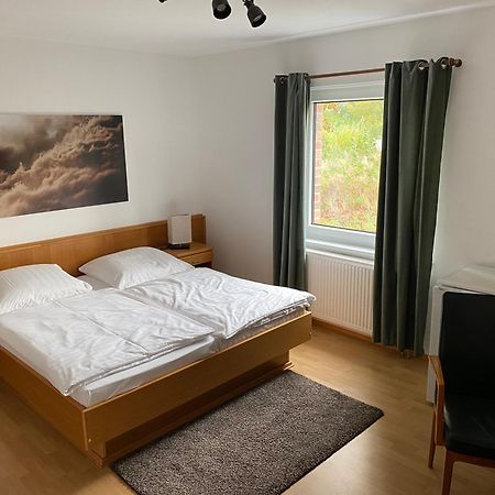 Messeappartementhaus Bockenem Direkt An Der A7 Exteriör bild