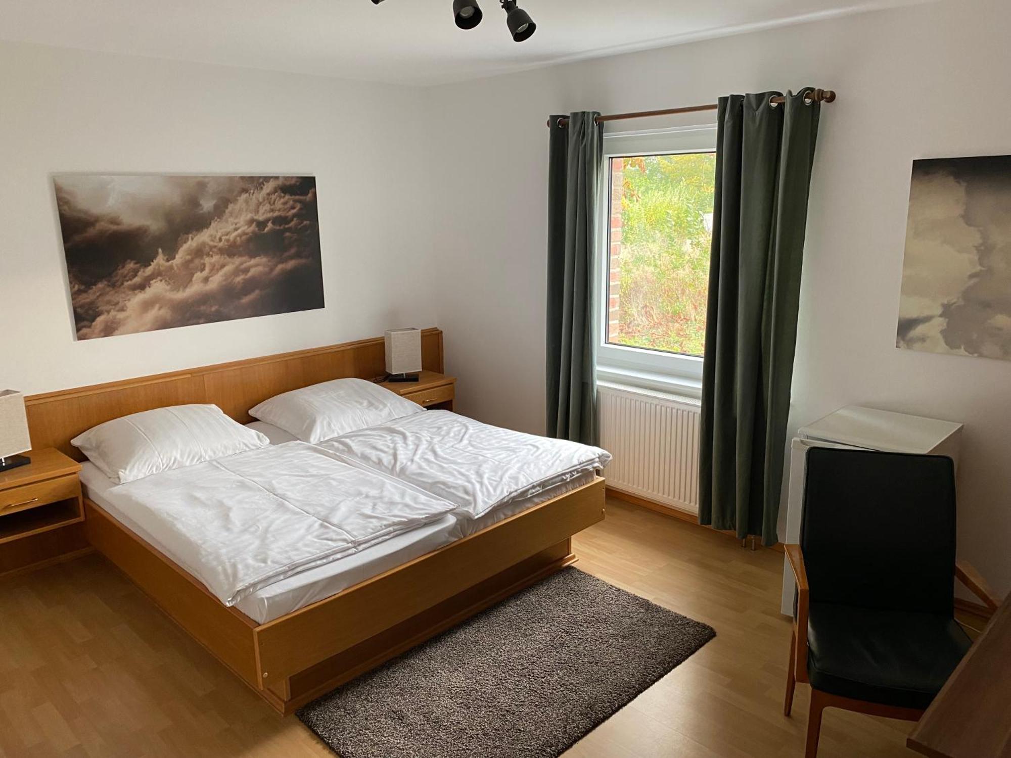 Messeappartementhaus Bockenem Direkt An Der A7 Exteriör bild